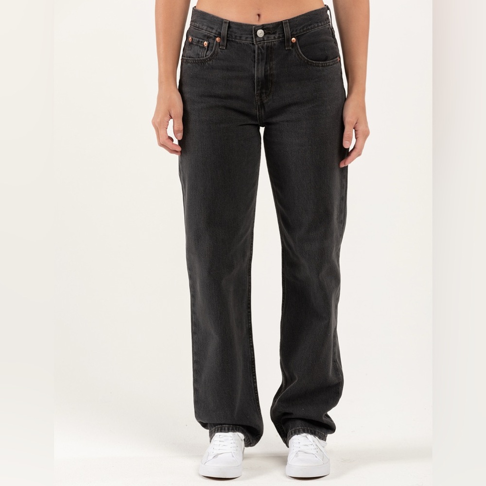 Levi’s Low Pro Straight Jeans in Washed Black | Size 24